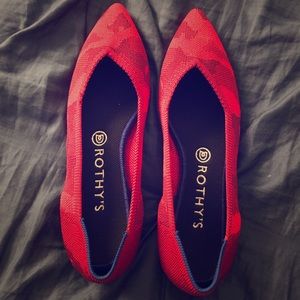 Rothy’s pointed flat